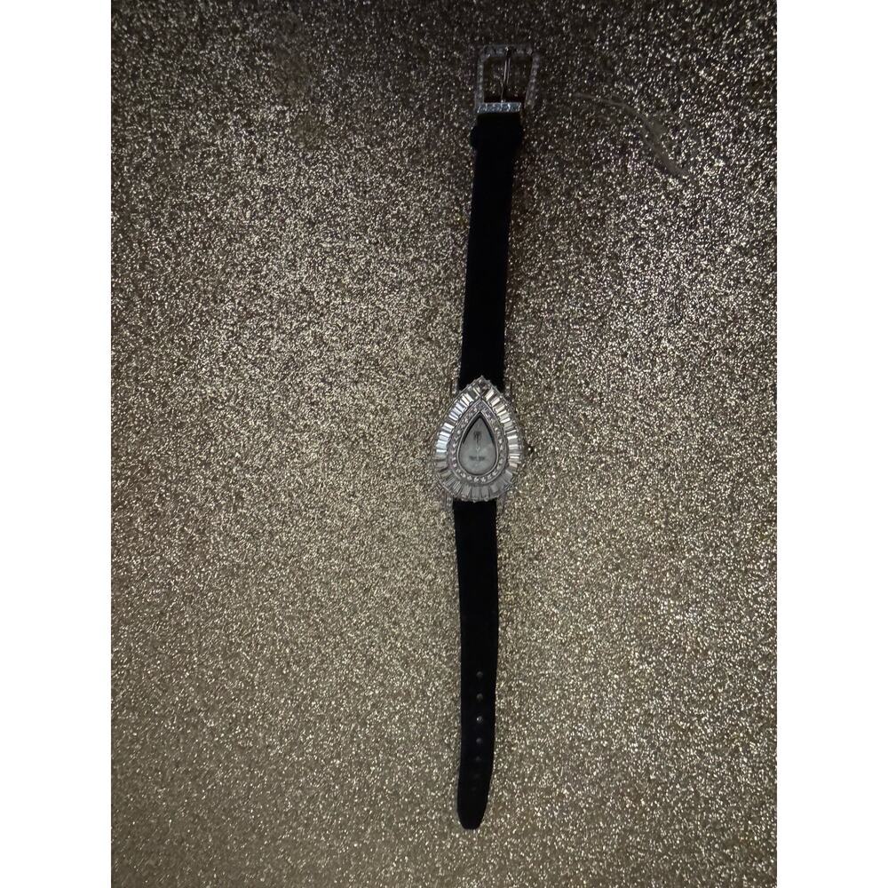 Victoria Wieck Womens Watch 27mm Teardrop Crystals MOP Leather New Battery